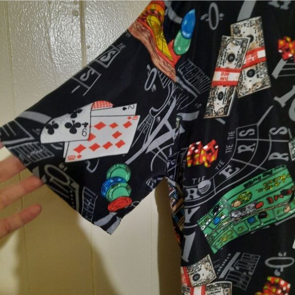 Las Vegas Hawaiian style shirt - Picture 4 of 8